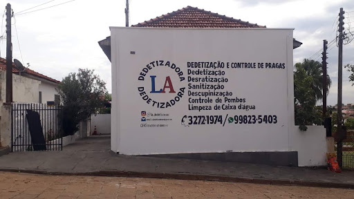 L.A. DEDETIZADORA